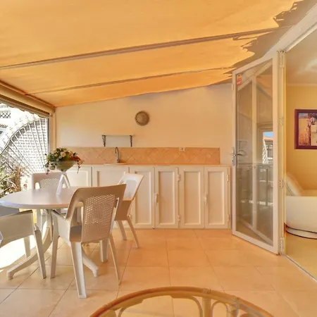 Flores Apartment Costa Adeje (Tenerife)