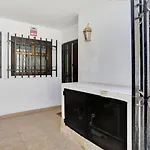 Flores דירה אדחה